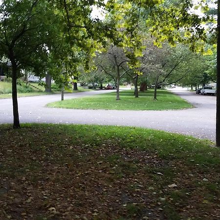1551 Sturm Ave Lägenhet Indianapolis Exteriör bild